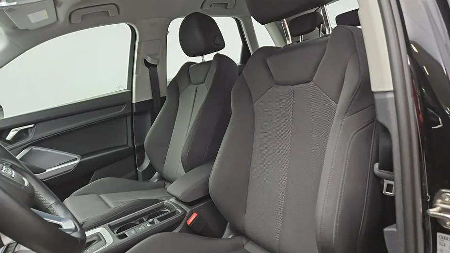 AUDI Q3 -