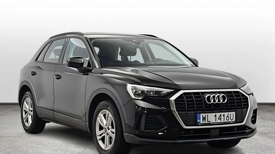 AUDI Q3 -