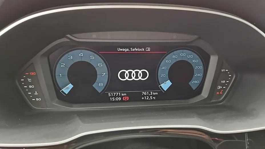 AUDI Q3 -