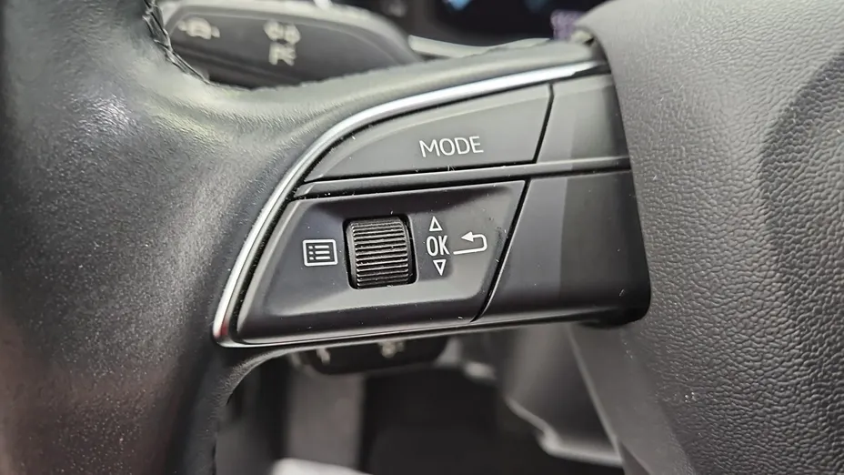 AUDI Q3 -