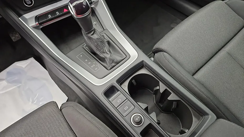 AUDI Q3 -