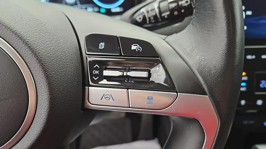 HYUNDAI Tucson -