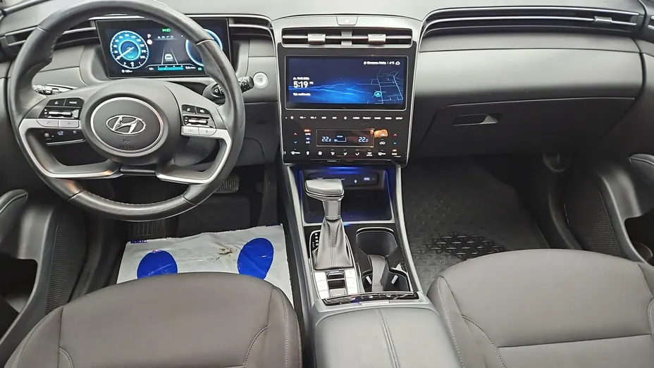 HYUNDAI Tucson -