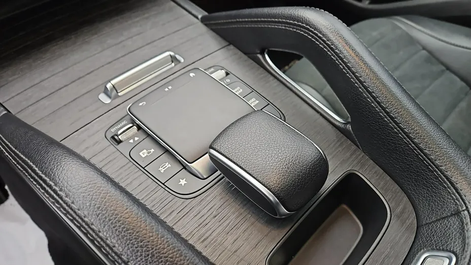 MERCEDES-BENZ GLE -