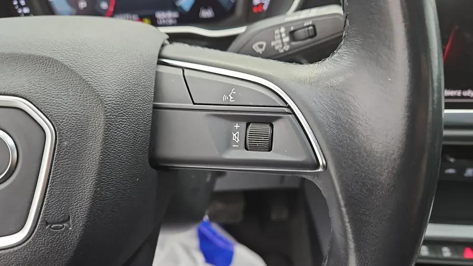 AUDI Q3 -