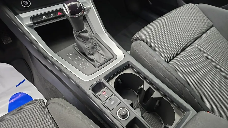 AUDI Q3 -