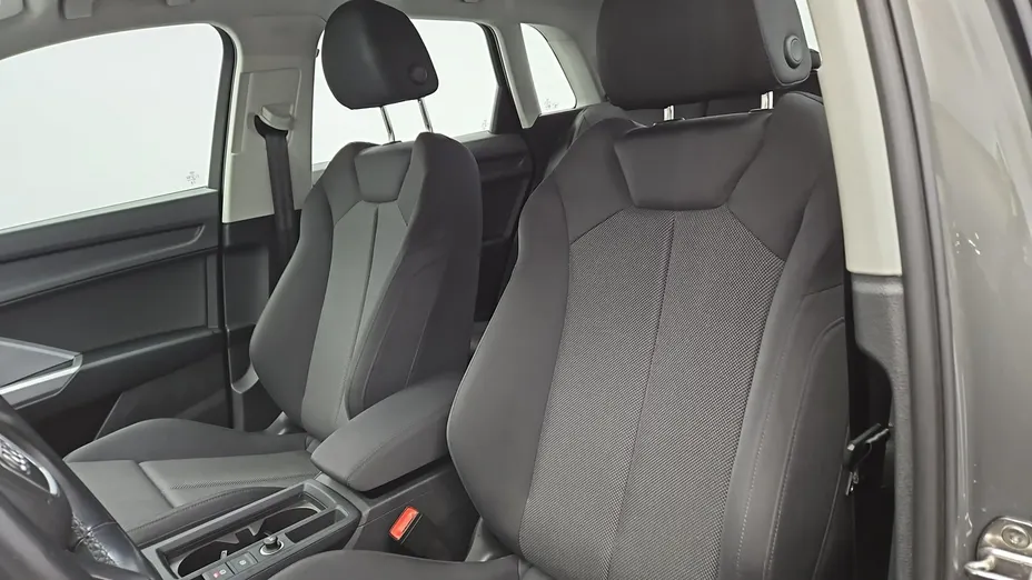 AUDI Q3 -