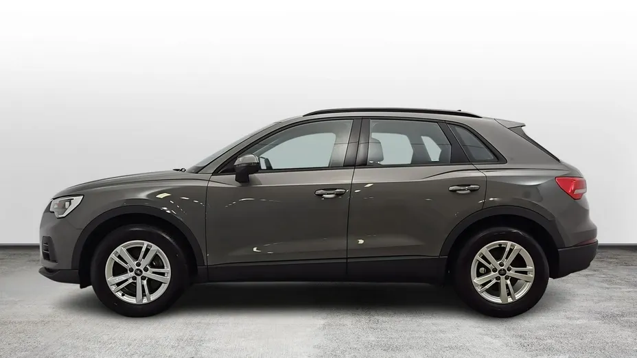 AUDI Q3 -
