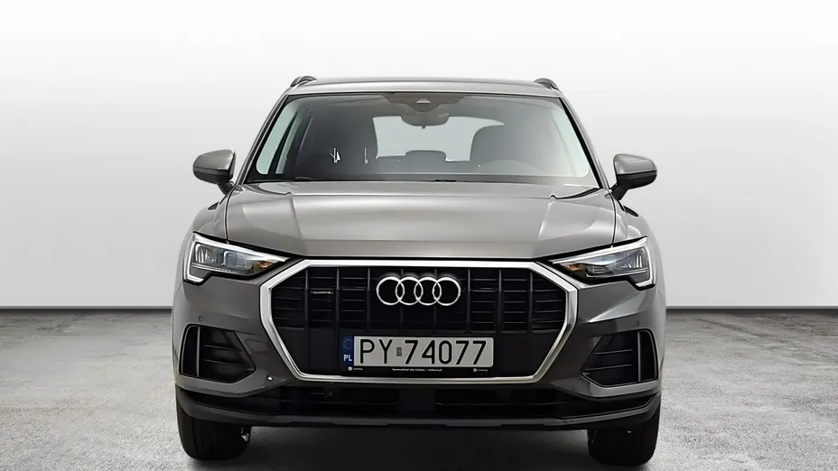 AUDI Q3 -