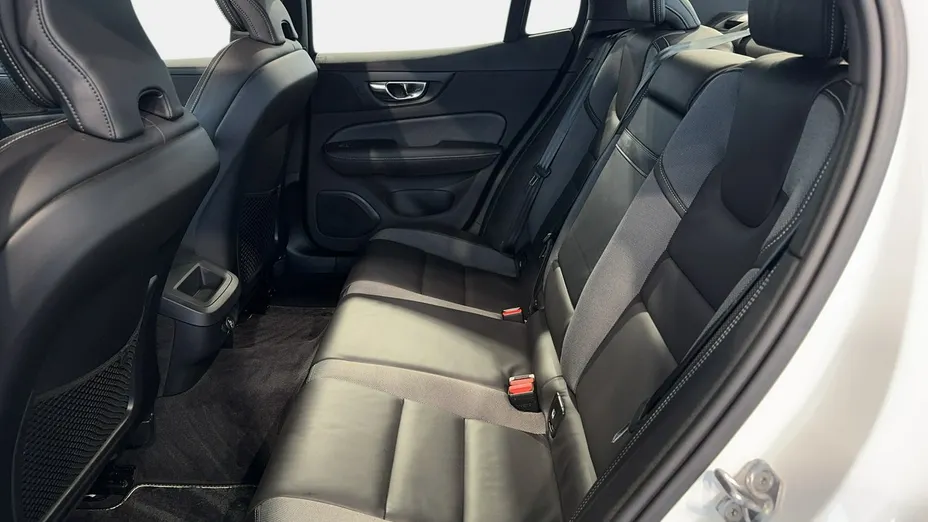 VOLVO S60 S60 T6 AWD R-Design aut