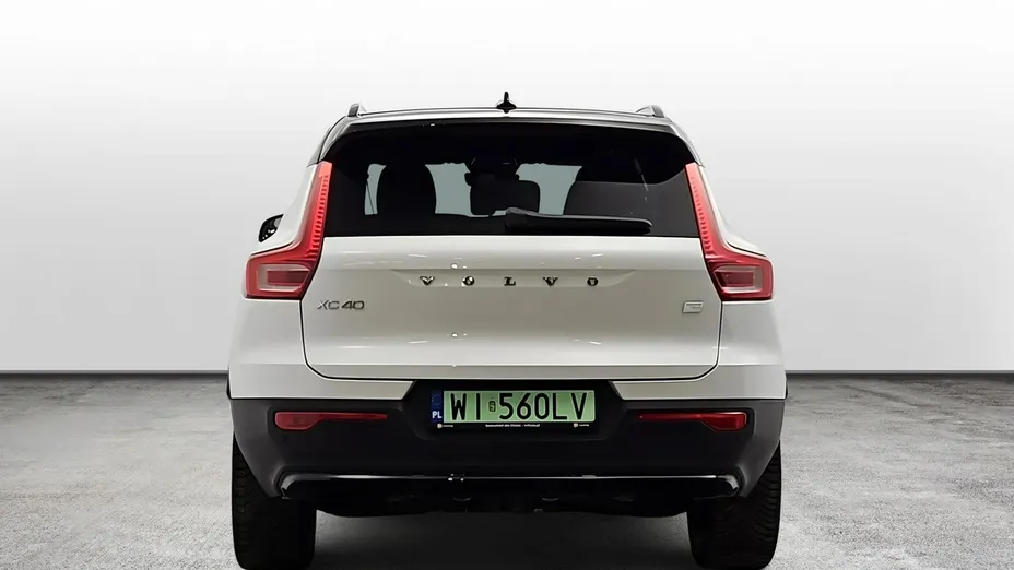 VOLVO XC40 -