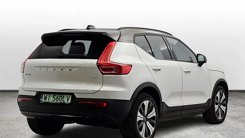VOLVO XC40 -