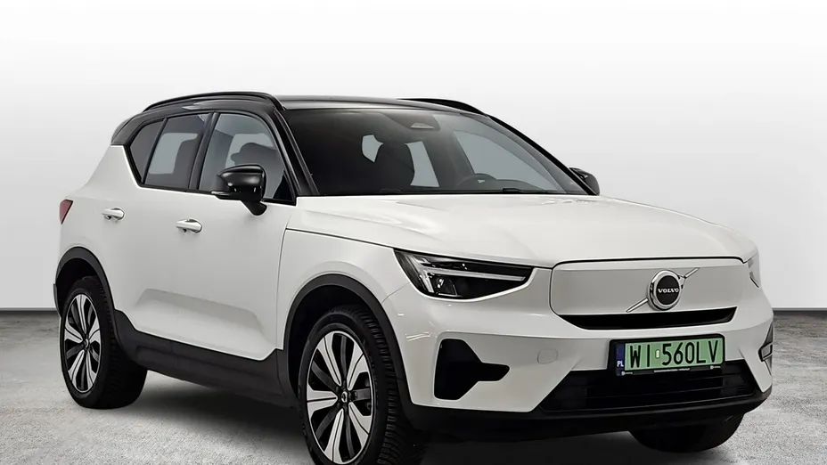 VOLVO XC40 -