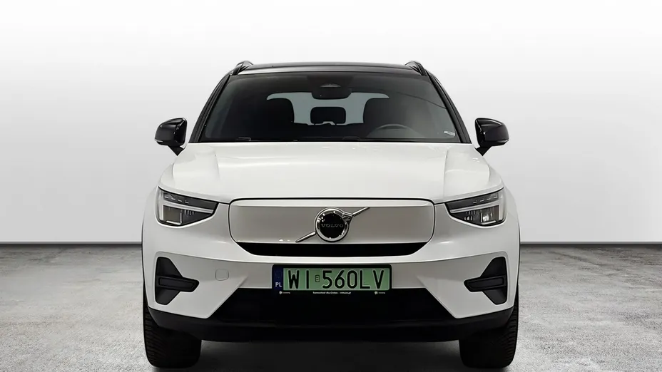 VOLVO XC40 -