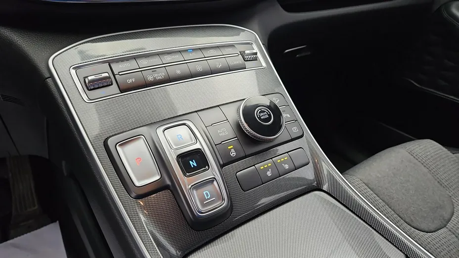 HYUNDAI Santa Fe -