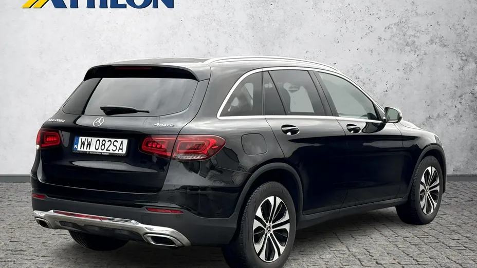 MERCEDES-BENZ GLC -