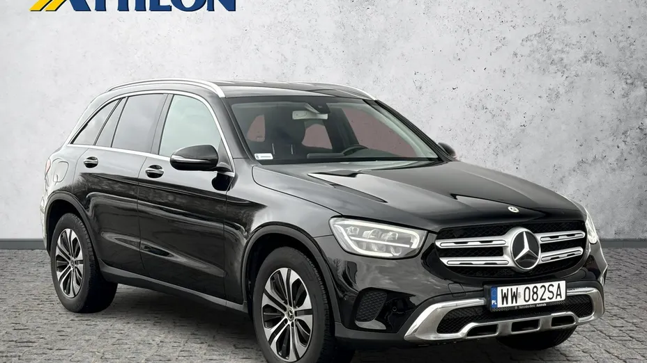 MERCEDES-BENZ GLC -