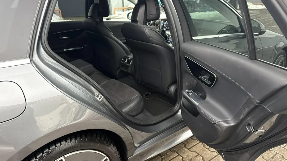 MERCEDES-BENZ C Klasa -