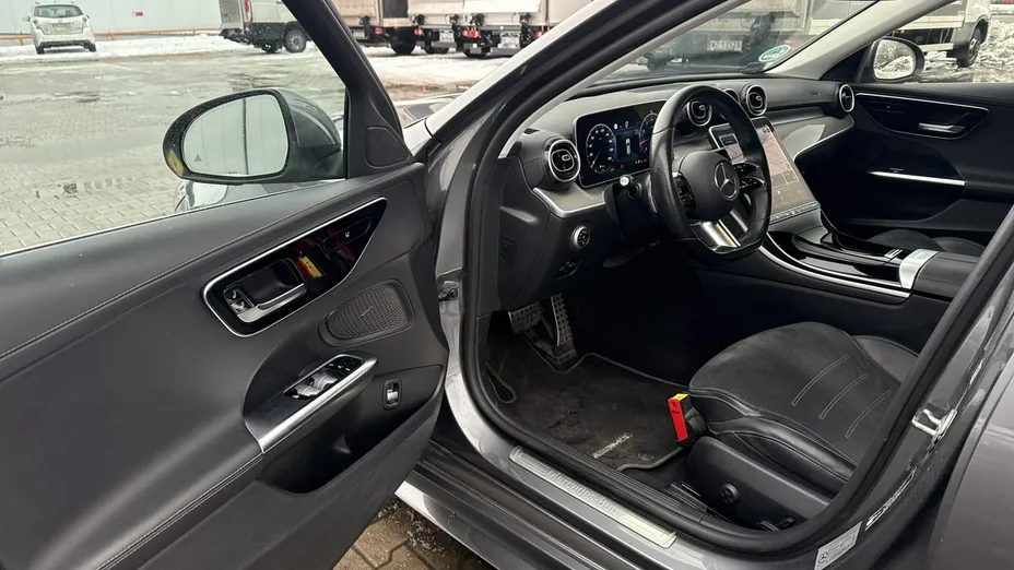 MERCEDES-BENZ C Klasa -