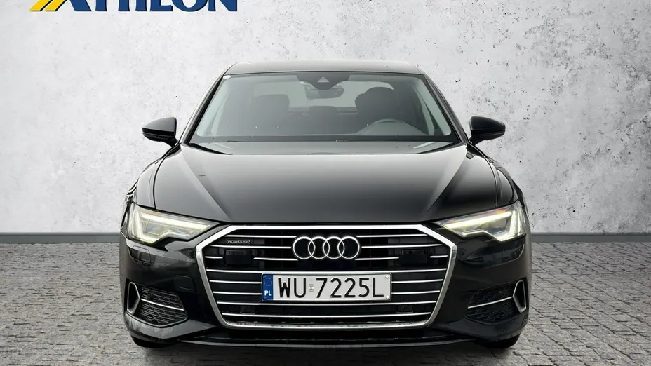 AUDI A6 -