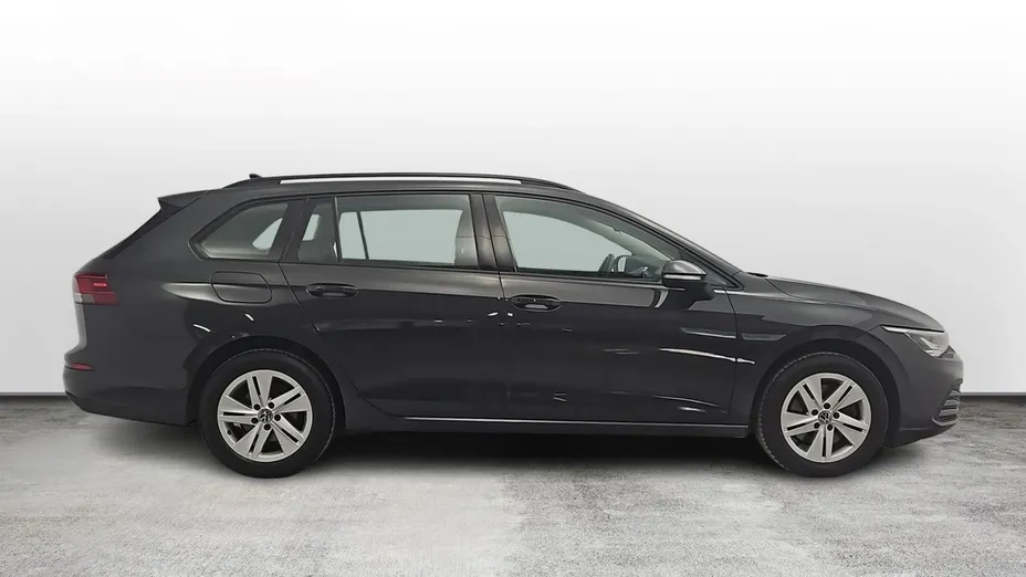 VOLKSWAGEN Golf -