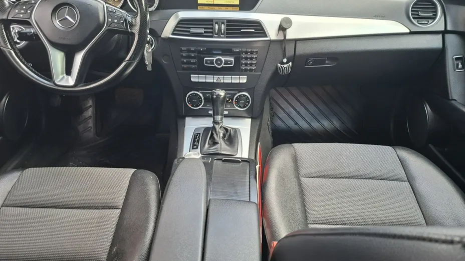MERCEDES-BENZ C Klasa -