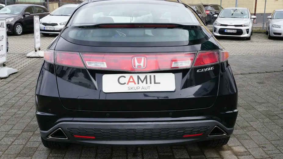 HONDA Civic -
