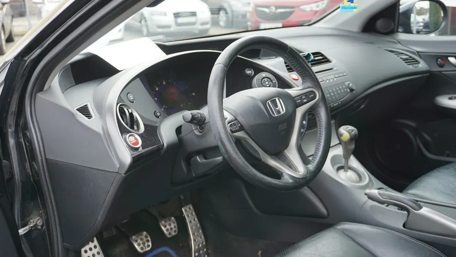 HONDA Civic -