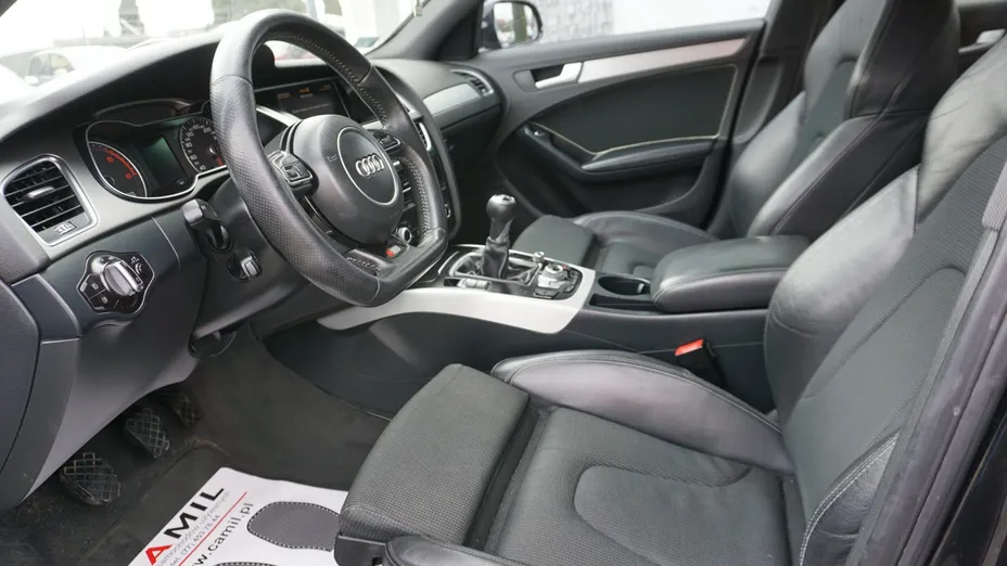 AUDI A4 Avant -