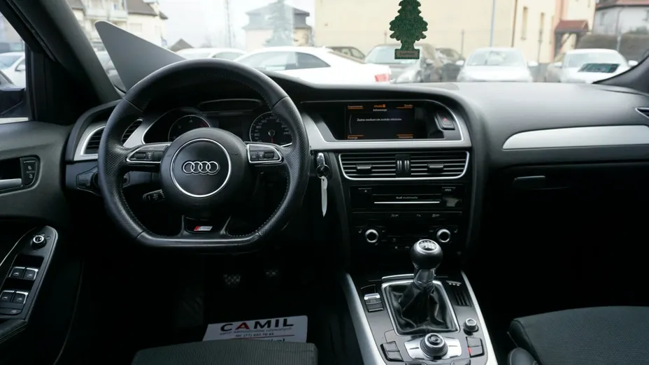 AUDI A4 Avant -