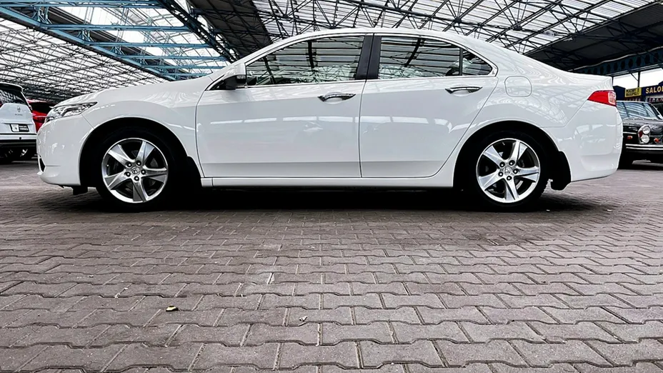 HONDA Accord -
