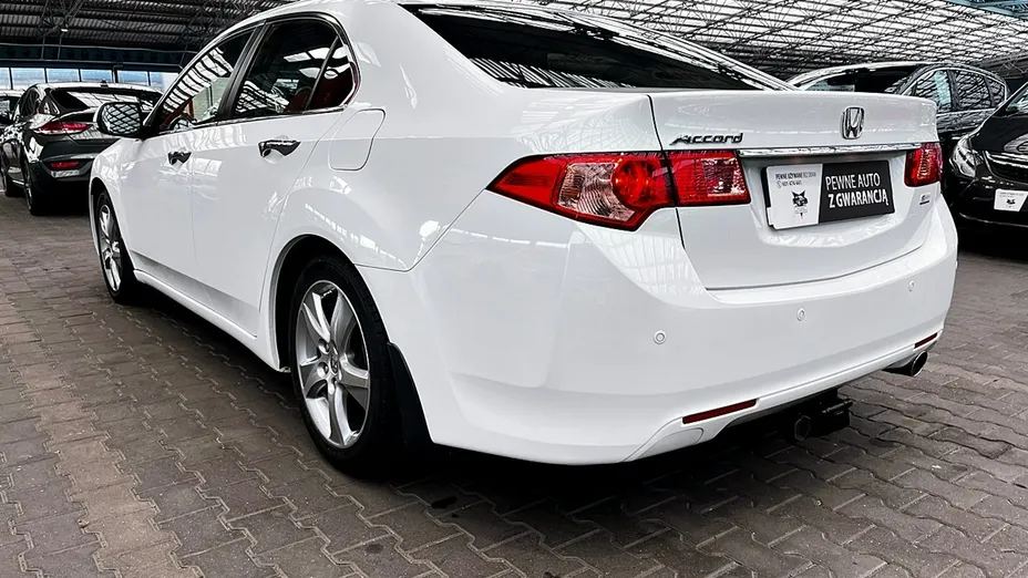 HONDA Accord -