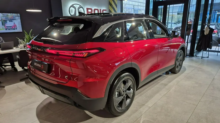 BAIC Beijing 5 -