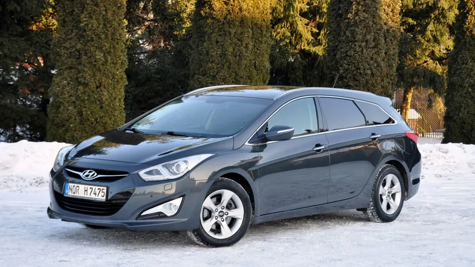 HYUNDAI i40 -
