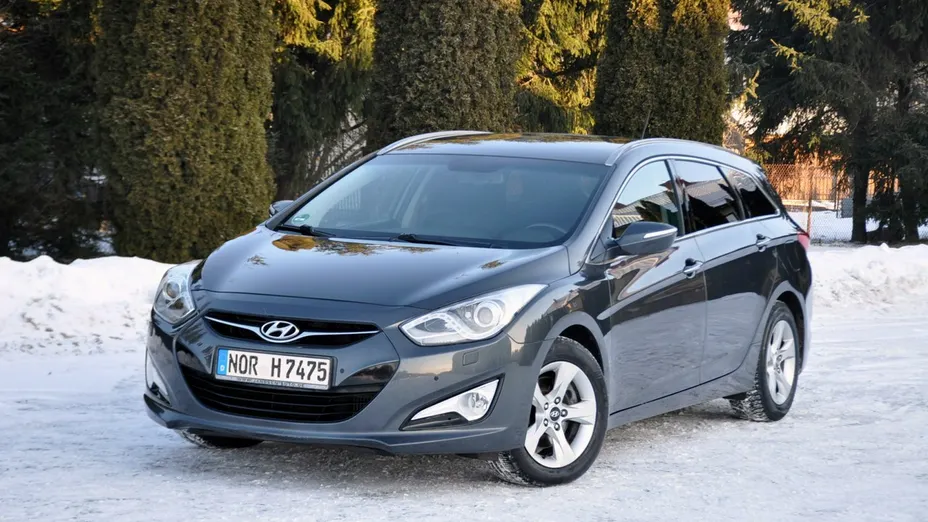HYUNDAI i40 -
