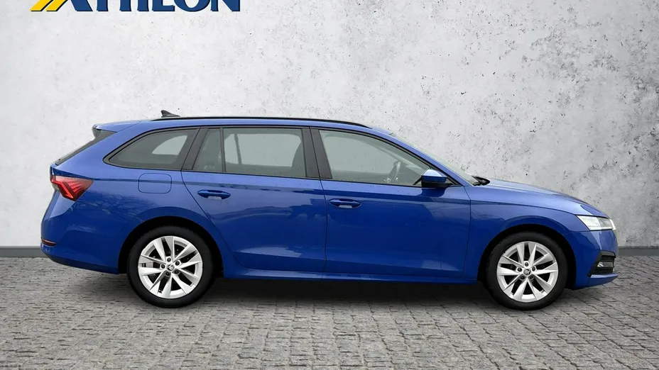 SKODA Octavia -