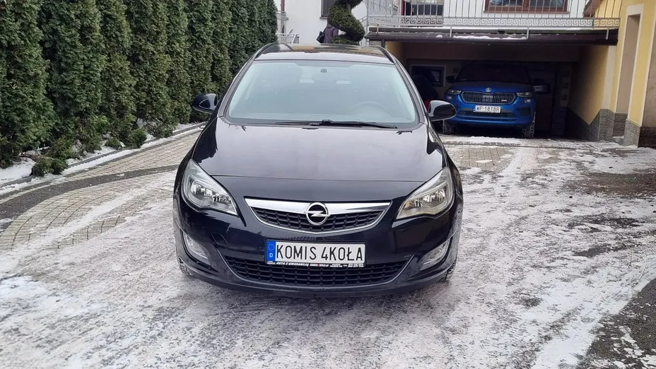 OPEL Astra -