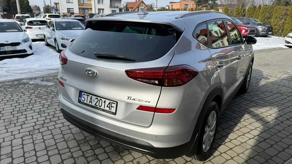 HYUNDAI Tucson -