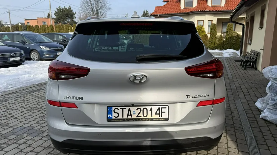HYUNDAI Tucson -