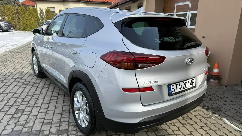 HYUNDAI Tucson -