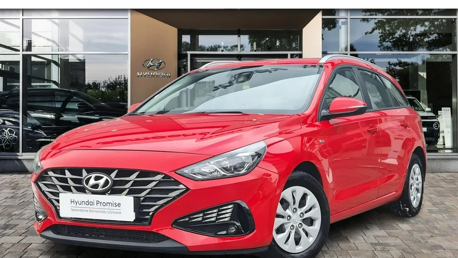 HYUNDAI i30 -
