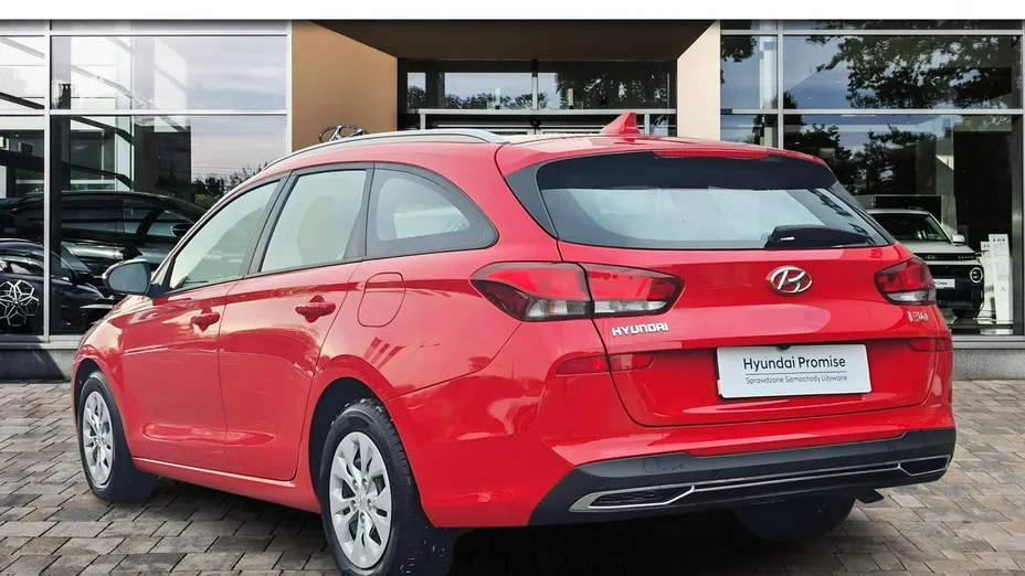 HYUNDAI i30 -