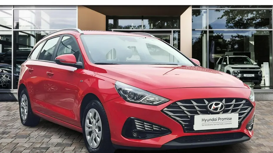 HYUNDAI i30 -