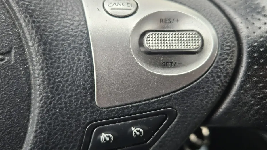 NISSAN Juke -