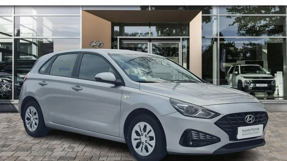 HYUNDAI i30 -