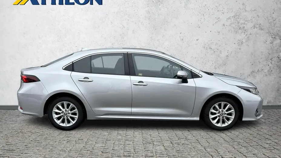 TOYOTA Corolla -
