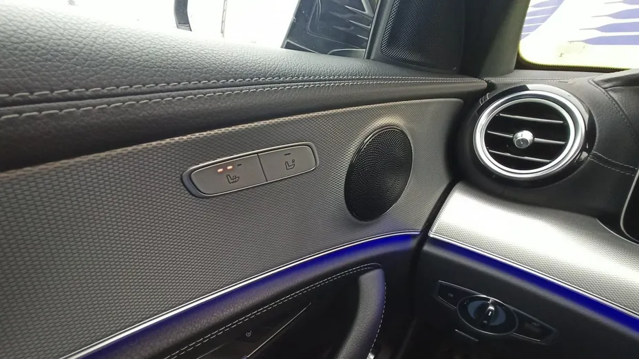 MERCEDES-BENZ E Klasa -