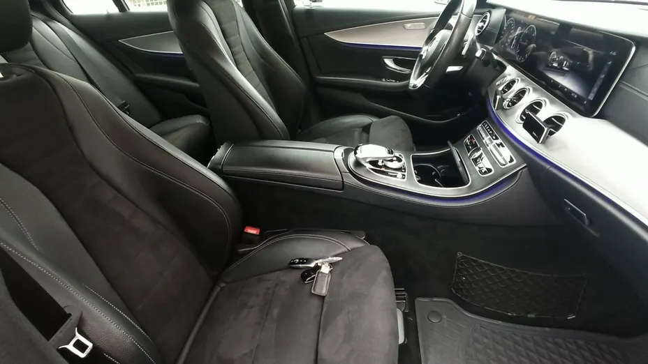 MERCEDES-BENZ E Klasa -