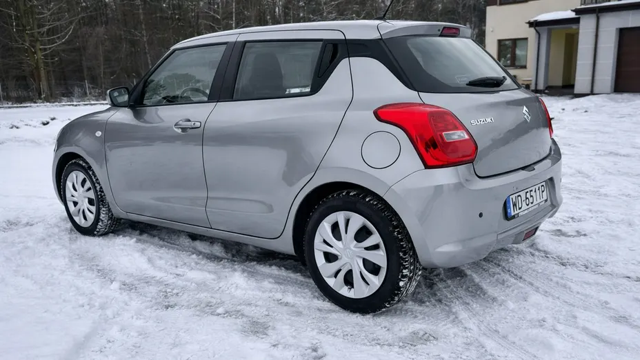 SUZUKI Swift -