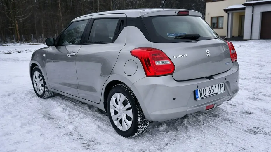 SUZUKI Swift -
